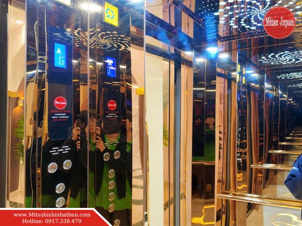 Bản vẽ kỹ thuật hố thang, cabin và cửa tiêu chuẩn của thang máy 550kg, đảm bảo an toàn và đúng quy chuẩn xây dựng