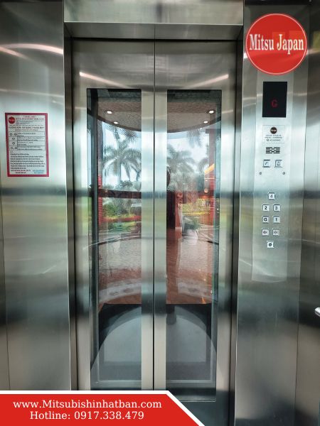 Thang máy kính mini cho chung cư nhỏ giúp lấy sáng và tăng tính thẩm mỹ